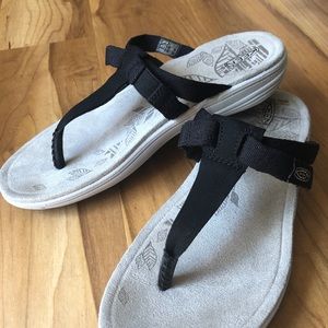 KEEN Damaya Flip Flop - Black 7.5